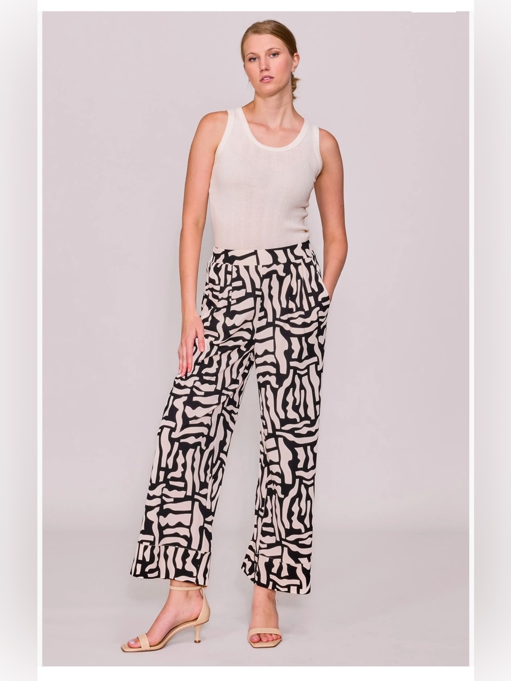 Mellowday Wide Leg Printed Pants in Black & Cream